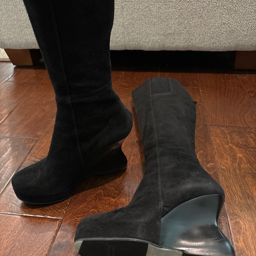 COSTUME NATIONAL BLACK SUEDE BOOTS Made in Italy